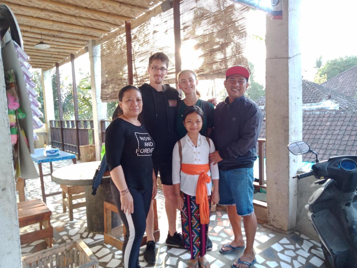 Buana Asti Homestay ตาบานัน ภายนอก รูปภาพ