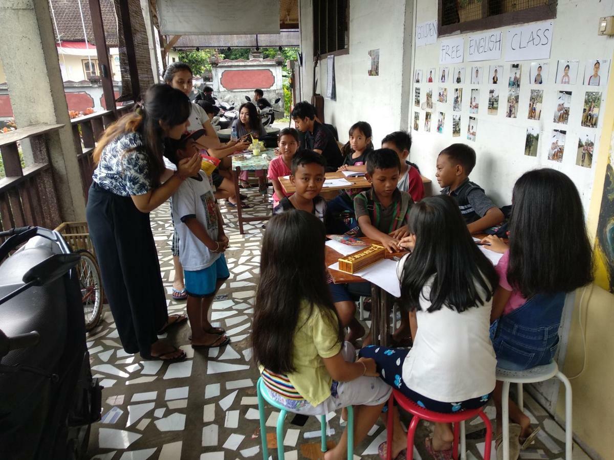 Buana Asti Homestay ตาบานัน ภายนอก รูปภาพ