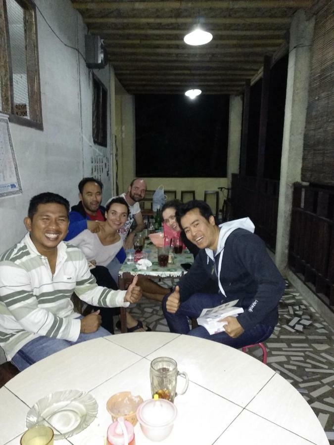 Buana Asti Homestay ตาบานัน ภายนอก รูปภาพ